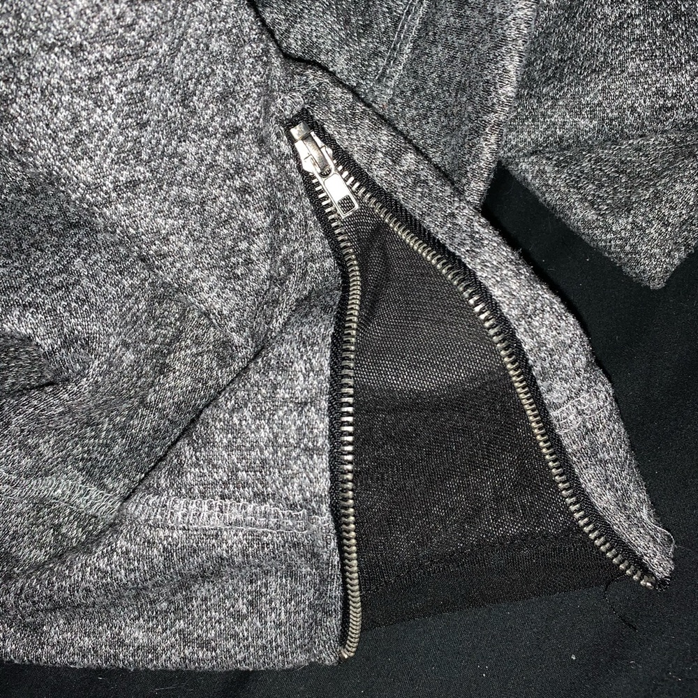 Sweater - Picture 3 of 4